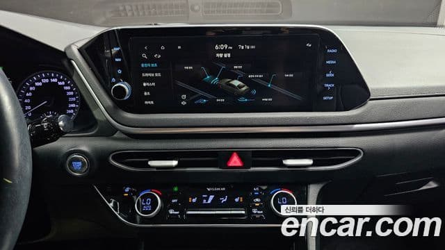 Hyundai Sonata 2021 — ფოტო 12/20