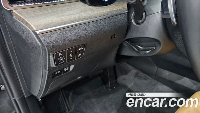 Kia K5 2021 — ფოტო 18/20