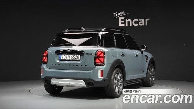 Mini Cooper S Countryman 2023 — ფოტო 2/20