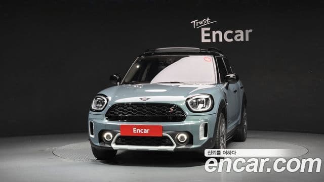 Mini Cooper S Countryman 2023 — ფოტო 3/20
