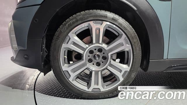Mini Cooper S Countryman 2023 — ფოტო 5/20