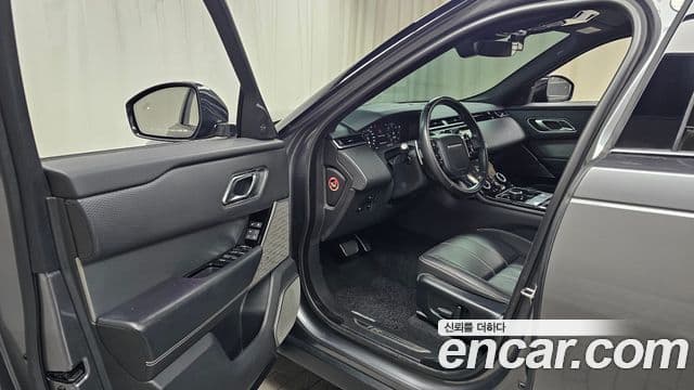 Land Rover Range Rover Velar 2019 — ფოტო 9/20