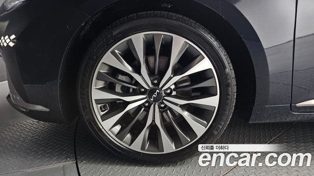Kia K8 2023 — фото 5 из 20