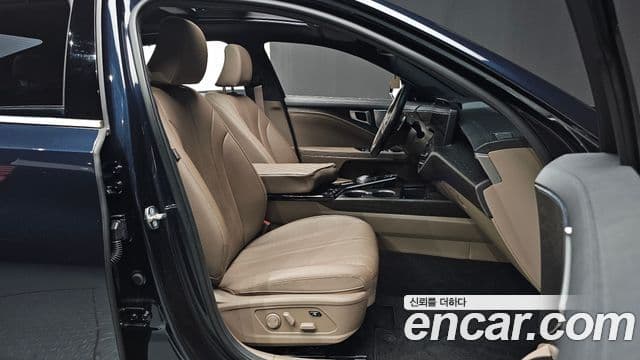 Kia K8 2023 — фото 10 из 20