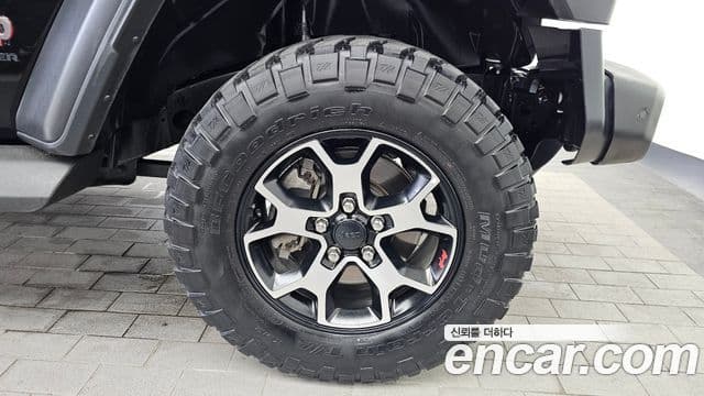 Jeep Wrangler 2020 — Photo 26/32
