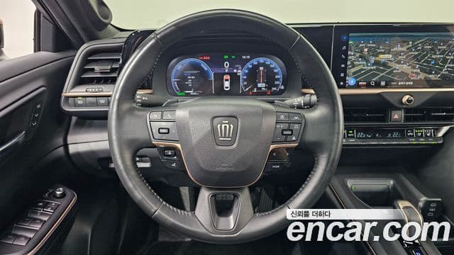 Toyota Crown Crossover 2023 — Şəkil 13/20