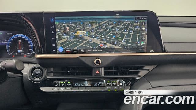Toyota Crown Crossover 2023 — Şəkil 18/20