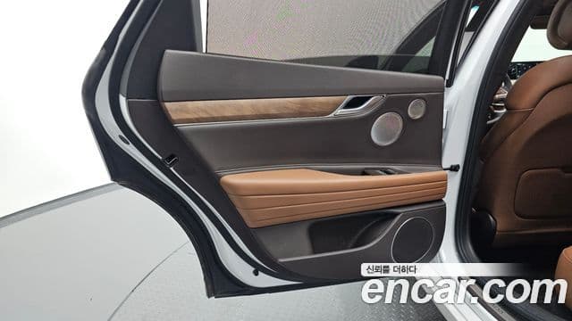Genesis G80 2022 — Photo 36/40