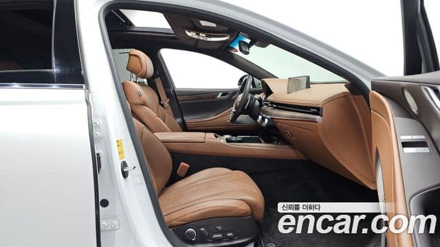Genesis G80 2022 — Photo 35/40