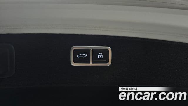 Genesis G80 2022 — Photo 19/40