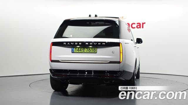 Land Rover Range Rover 2025 — ფოტო 4/20