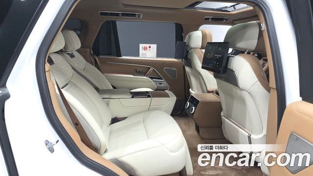 Land Rover Range Rover 2025 — ფოტო 12/20