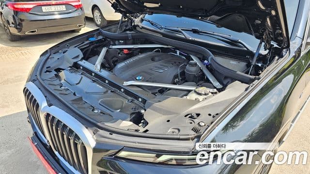 BMW X7 2025 — Photo 3/31