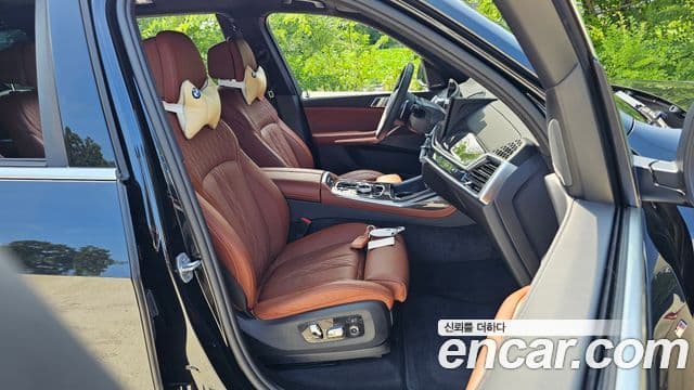 BMW X7 2025 — Photo 19/31