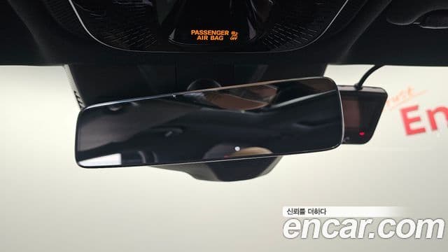 Mercedes-Benz E-Class 2025 — ფოტო 20/20