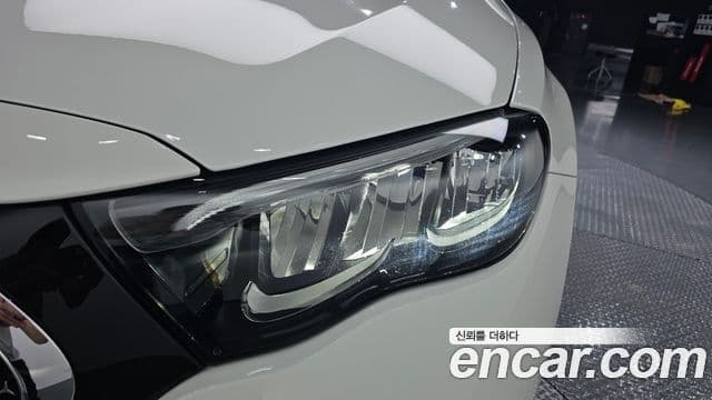 Mercedes-Benz E-Class 2025 — Photo 5/30