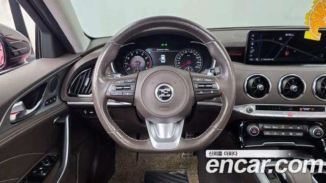 Kia Stinger 2020 — Şəkil 13/20