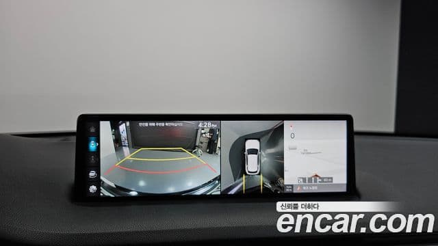 Genesis GV70 2021 — ფოტო 14/20