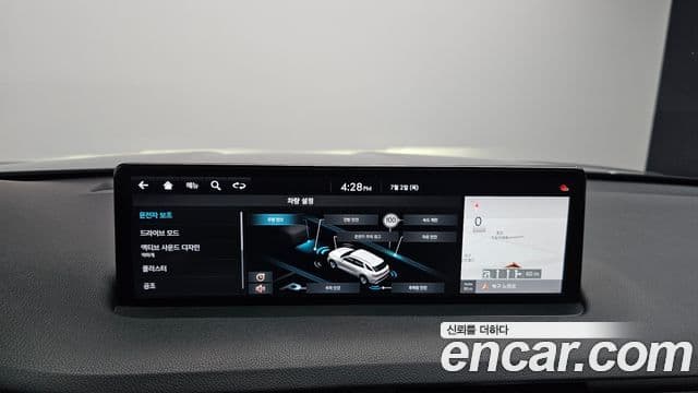 Genesis GV70 2021 — ფოტო 19/20
