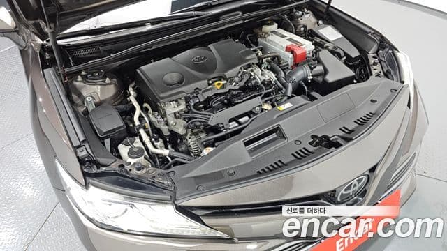 Toyota Camry 2018 — Şəkil 6/20