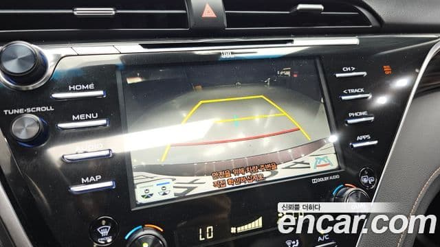 Toyota Camry 2018 — Photo 23/35