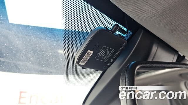 Toyota Camry 2018 — Photo 7/35