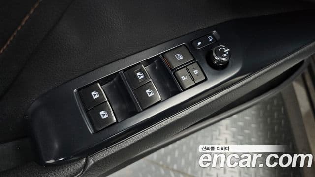 Toyota Camry 2018 — Photo 22/35