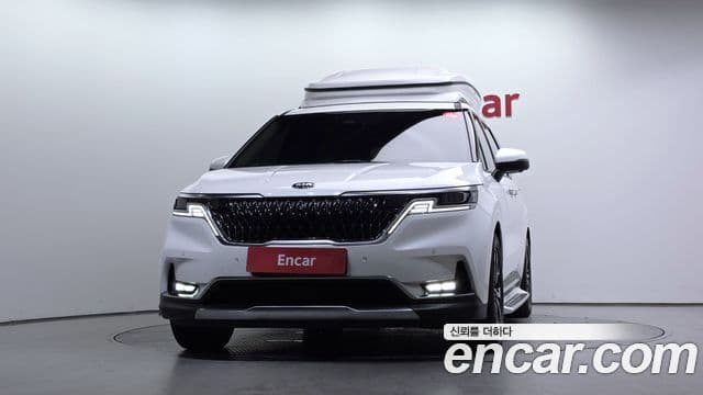 Kia Carnival 2021 — ფოტო 3/20