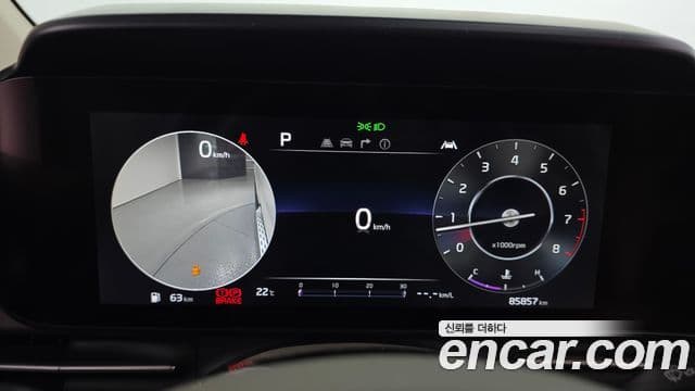 Kia Carnival 2021 — ფოტო 8/20
