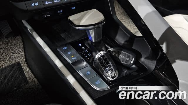 Hyundai Avante 2021 — Фото 8/20