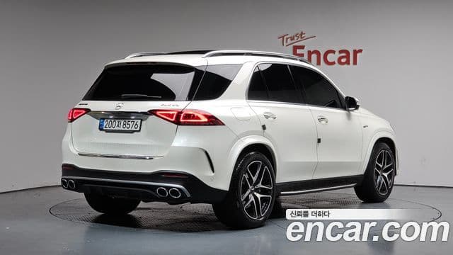 Mercedes-Benz GLE-Class 2022 — Фото 2/20