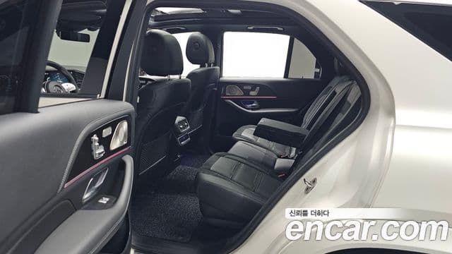 Mercedes-Benz GLE-Class 2022 — Фото 12/20