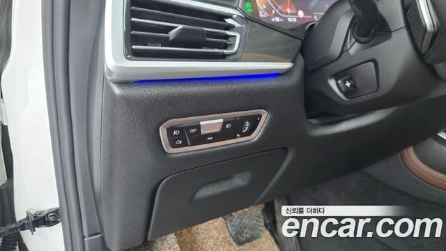 BMW X7 2021 — Şəkil 17/20