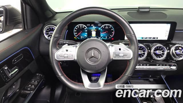 Mercedes-Benz GLB-Class 2021 — Şəkil 13/20
