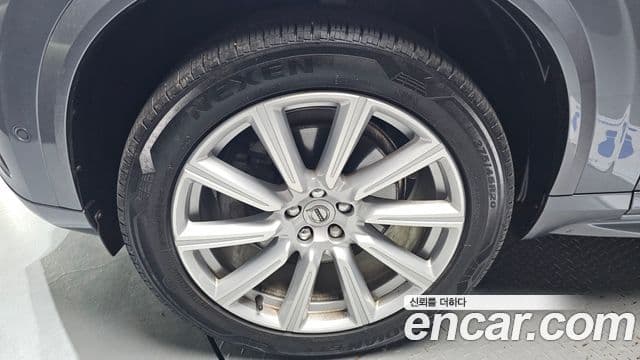 Volvo XC90 2019 — ფოტო 5/20