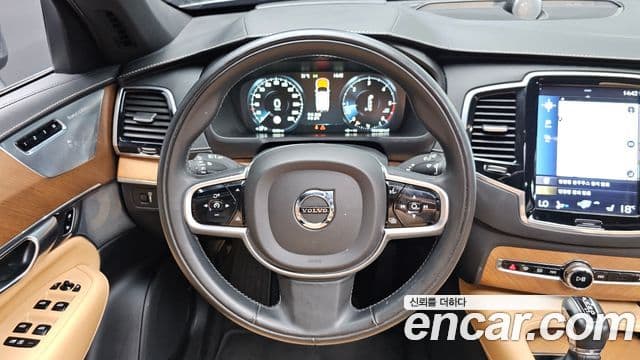 Volvo XC90 2019 — ფოტო 12/20