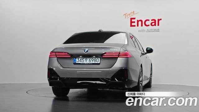 BMW 5 Series 2025 — ფოტო 4/20