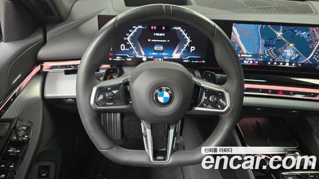 BMW 5 Series 2025 — ფოტო 12/20