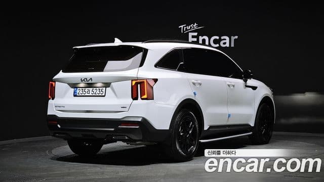 Kia Sorento 2024 — фото 2 из 20