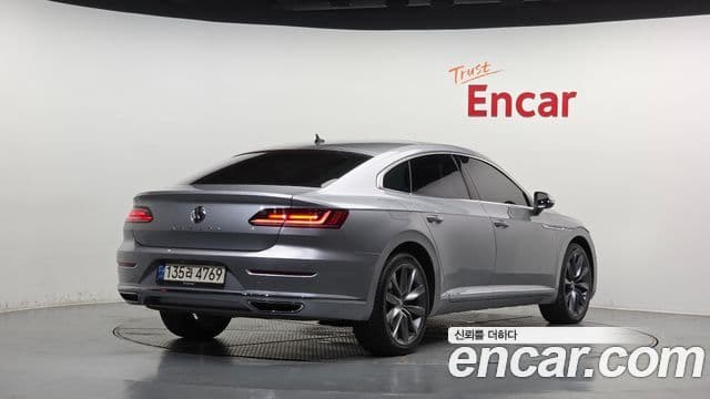 Volkswagen Arteon 2020 — ფოტო 2/20