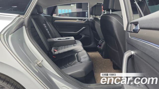 Volkswagen Arteon 2020 — ფოტო 12/20