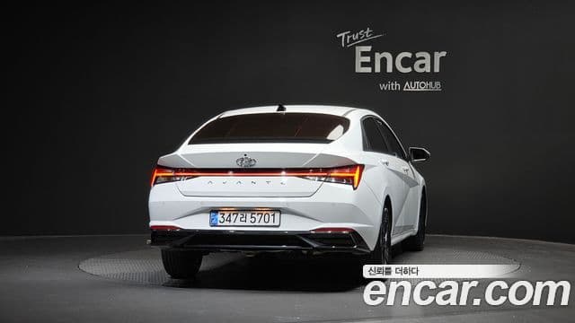 Hyundai The New Avante Hybrid 2022 — ფოტო 18/30