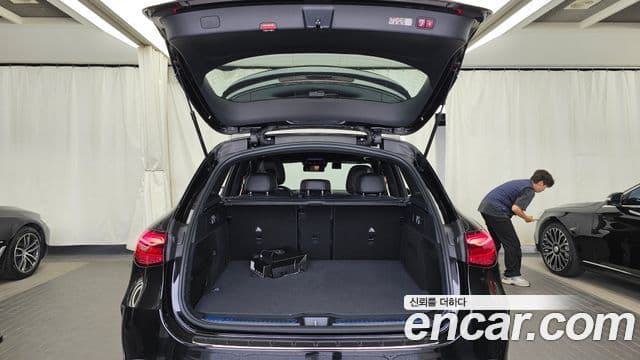 Mercedes-Benz GLC-Class 2025 — ფოტო 20/20