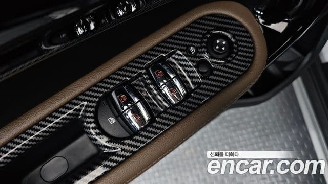 Mini Cooper D Countryman 2019 — ფოტო 20/20