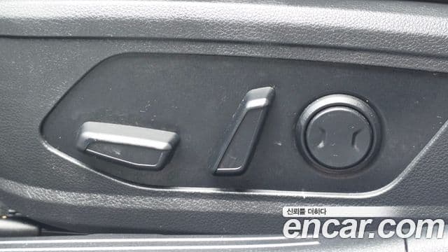 Kia K5 2022 — ფოტო 17/20