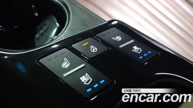 Kia K8 2021 — Şəkil 19/20