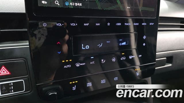 Hyundai Staria 2021 — ფოტო 17/20
