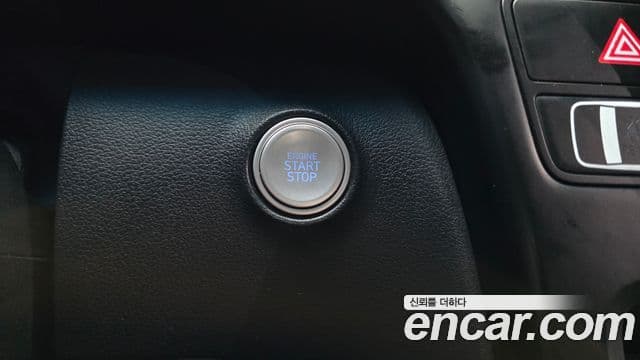 Hyundai Staria 2021 — ფოტო 19/20