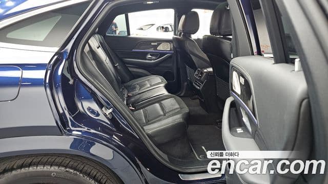 Mercedes-Benz GLE-Class 2021 — ფოტო 11/20