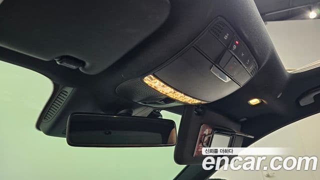 Mercedes-Benz E-Class 2019 — фото 15 из 20